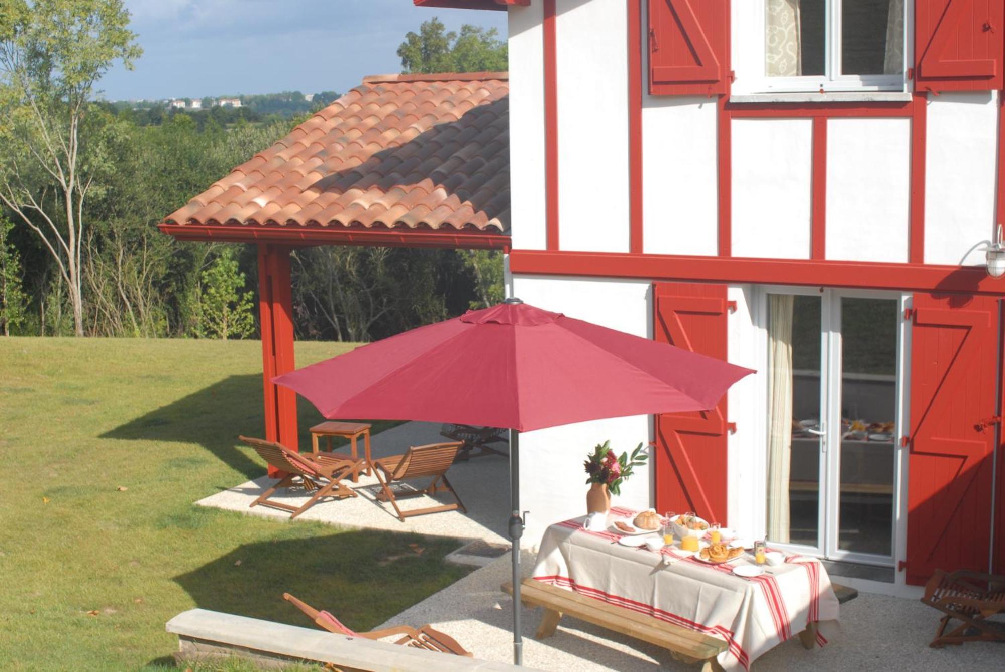 Les Villas D'Harri-Xuria Saint-Pierre-dʼIrube Exteriör bild